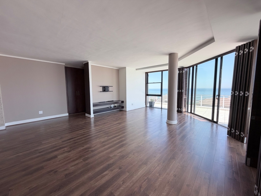 3 Bedroom Property for Sale in Bloubergstrand Western Cape
